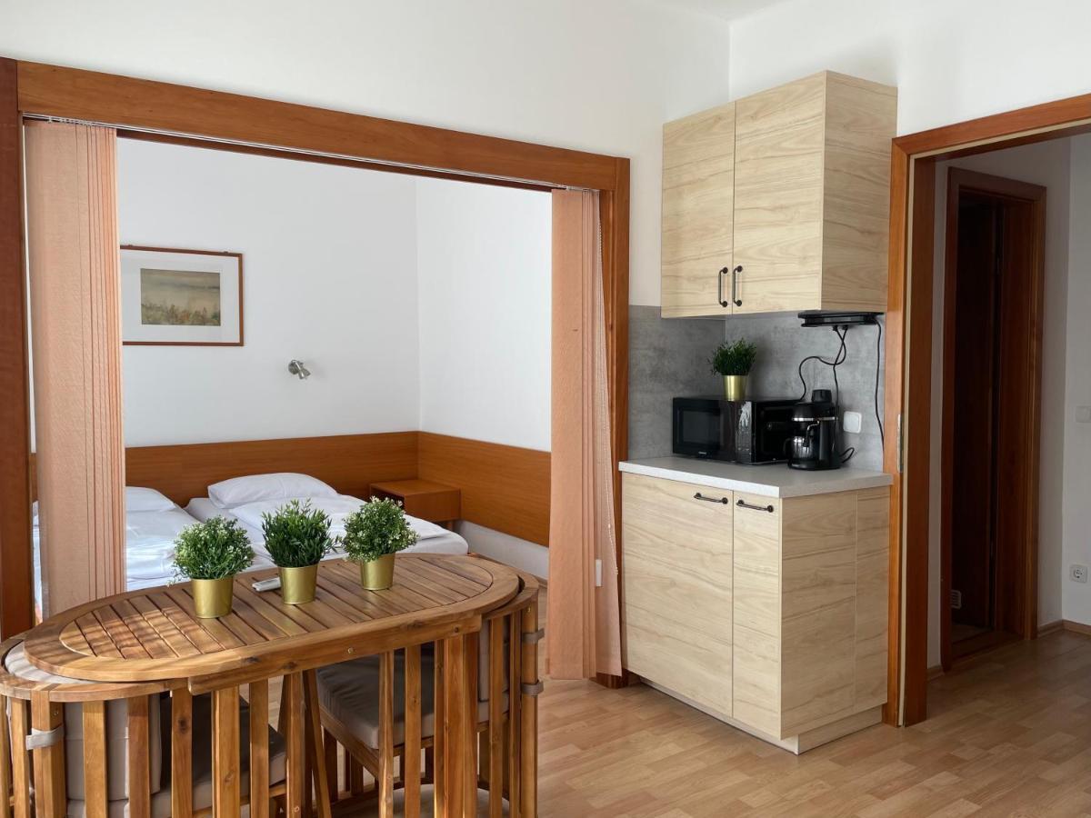 Hello Balcsi Apartmanhaz Tihany Exteriör bild