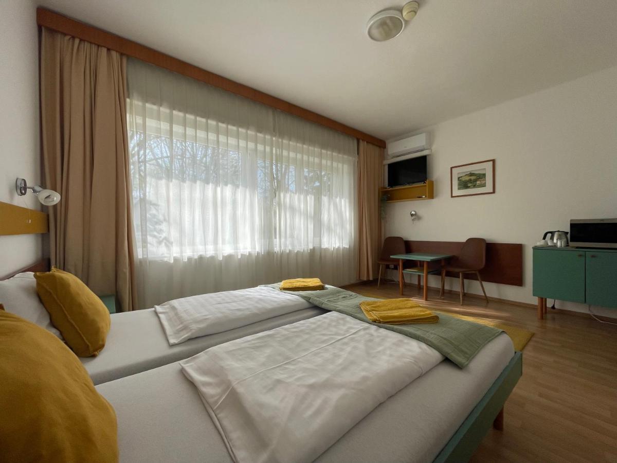 Hello Balcsi Apartmanhaz Tihany Exteriör bild