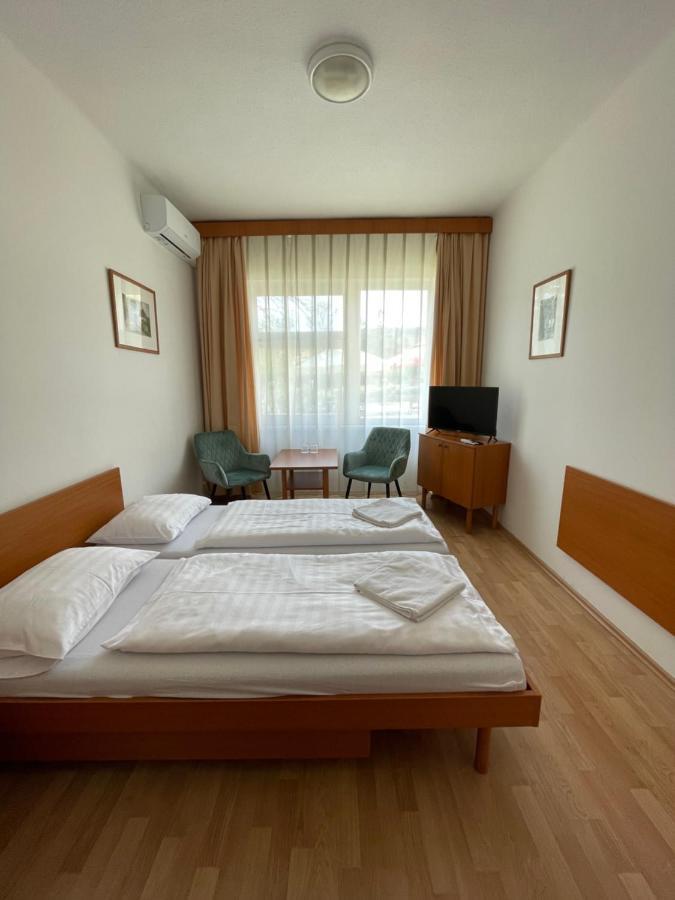 Hello Balcsi Apartmanhaz Tihany Exteriör bild