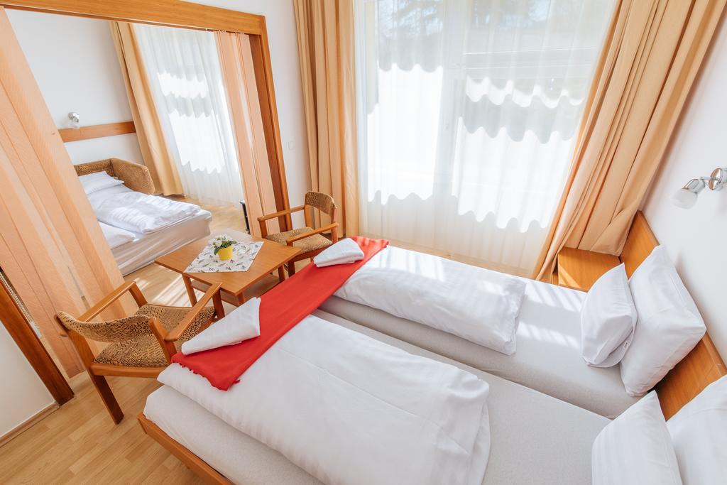 Hello Balcsi Apartmanhaz Tihany Exteriör bild