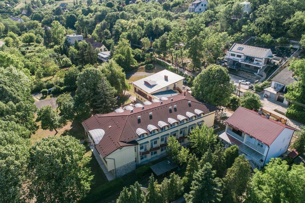 Hello Balcsi Apartmanhaz Tihany Exteriör bild