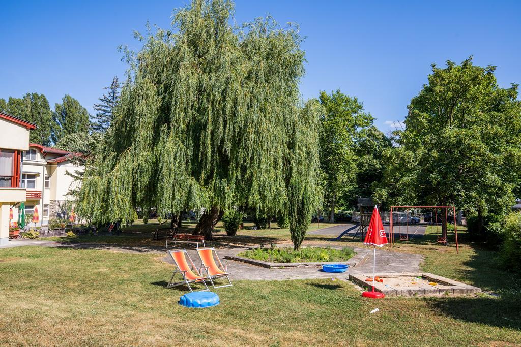 Hello Balcsi Apartmanhaz Tihany Exteriör bild