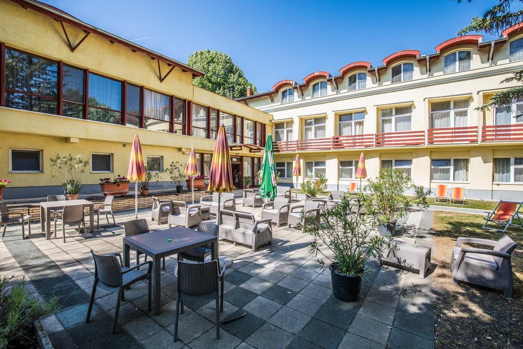 Hello Balcsi Apartmanhaz Tihany Exteriör bild